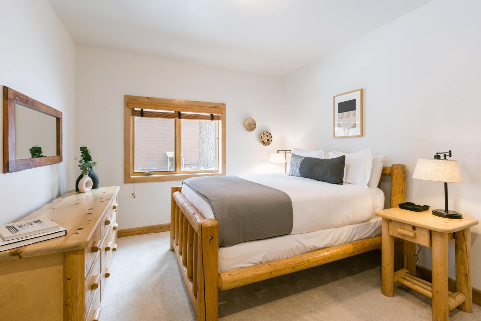 Coyote Moon By Avantstay Cabin Wsauna Mins From Dt Truckee Northstar Екстер'єр фото